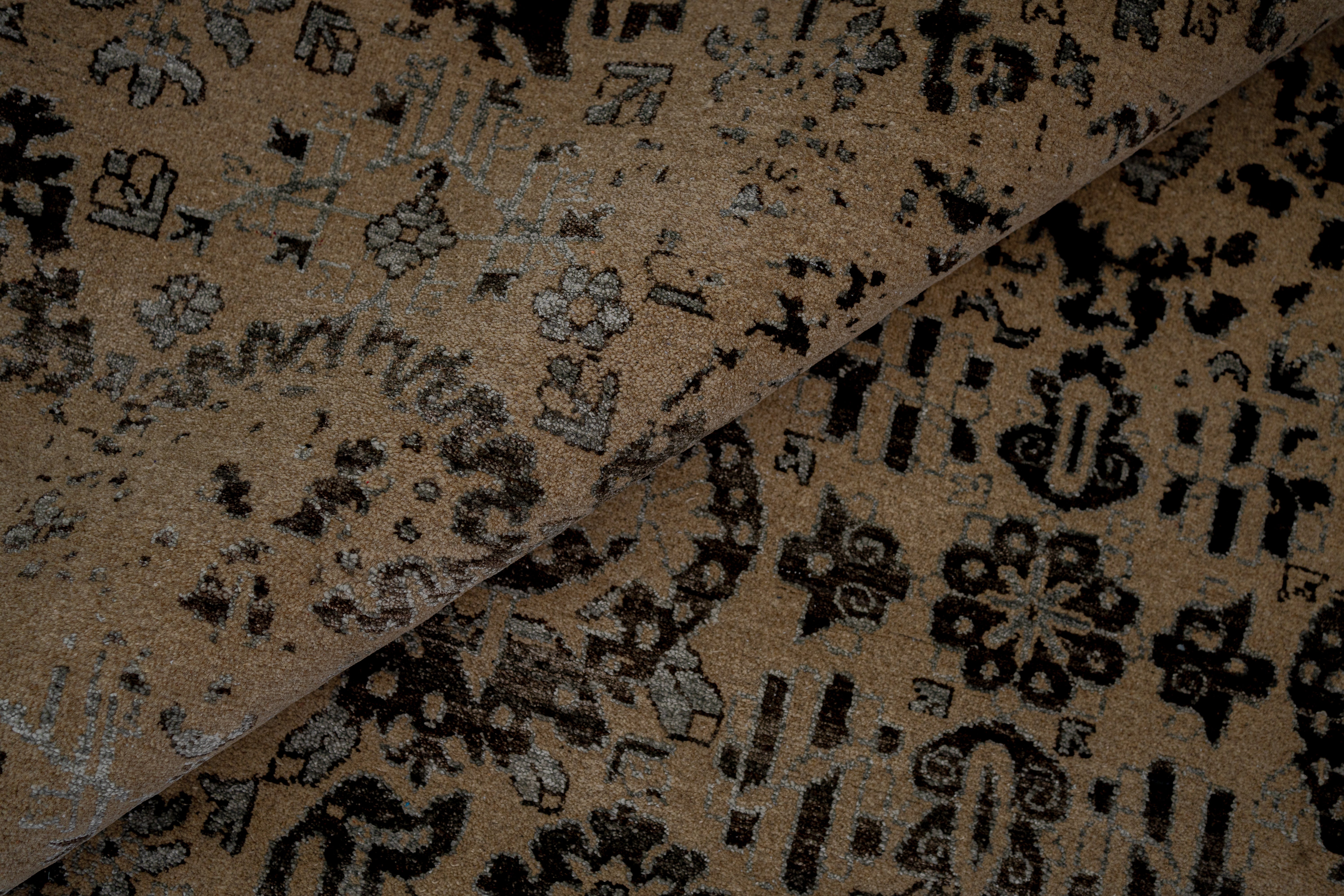 Handknotted Modern Carpet DIA- 22 MAHAL
